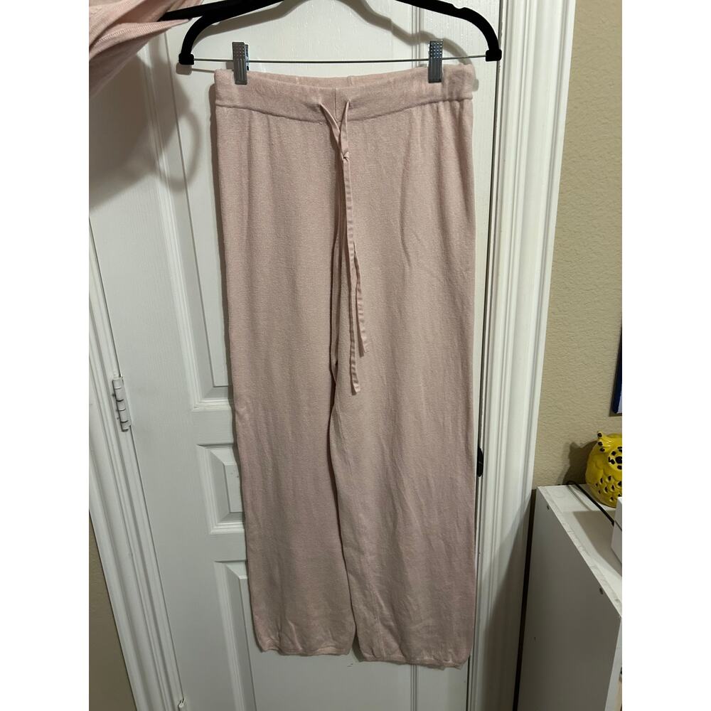 Bloomingdale's Size Small Light Pink Silk & Cashmere Set - Picture 3 of 6